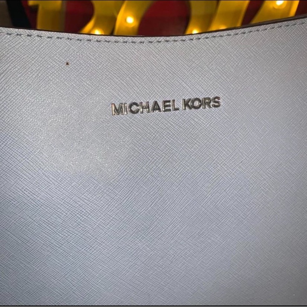Michael Kors Sky Blue Crossbody Bag - Picture 2 of 8